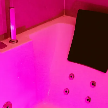 Rehouse - Luxury W Jacuzzi Holiday home Molfetta